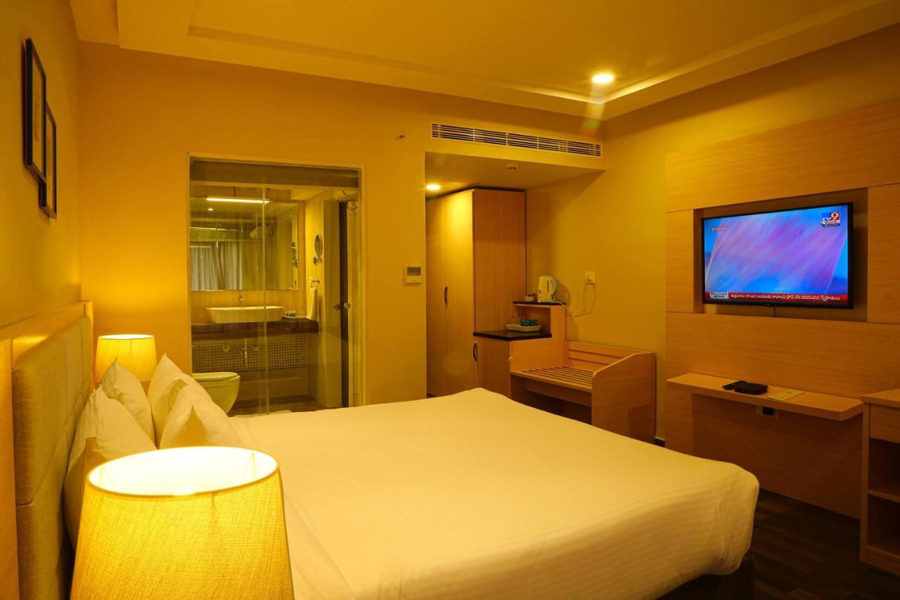 Bay View Hotel Vizag Visakhapatnam Ngoại thất bức ảnh