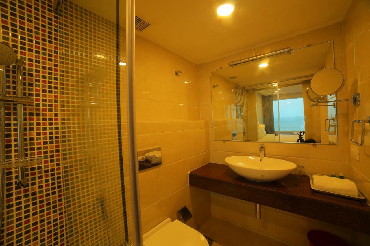 Bay View Hotel Vizag Visakhapatnam Ngoại thất bức ảnh